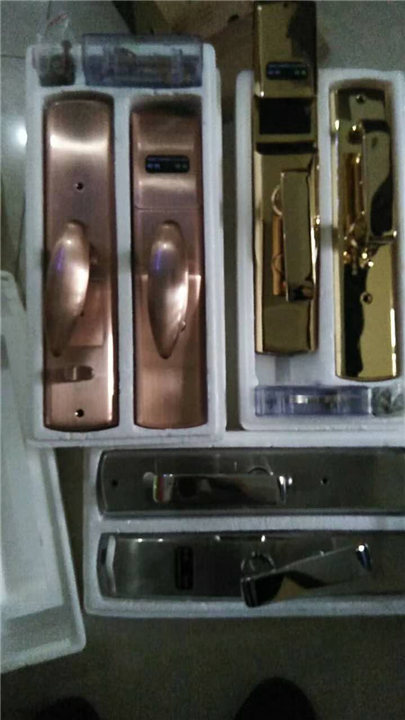 西双版纳修锁 