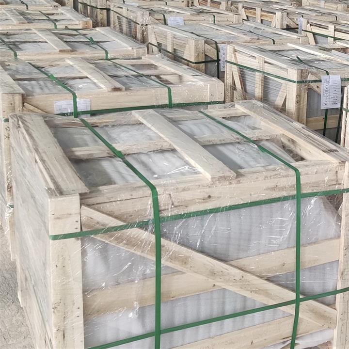 鲁灰出口板材