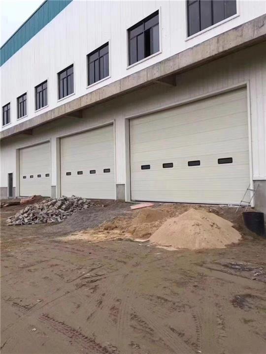 厦门工业提升门的安装流程